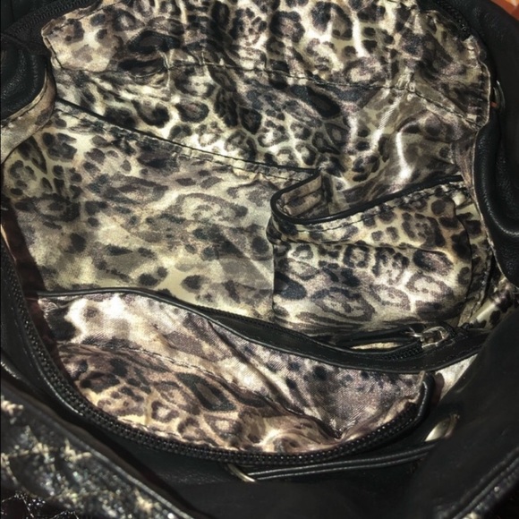 GALIAN: BLACK GEMSTONE & ANIMAL PRINT BUCKET BAG - Picture 8 of 9